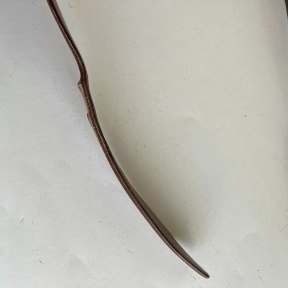 Allen Edmonds Soft Tan Distressed Calfskin USA Made Belt - 40/XL - Picture 10 of 11